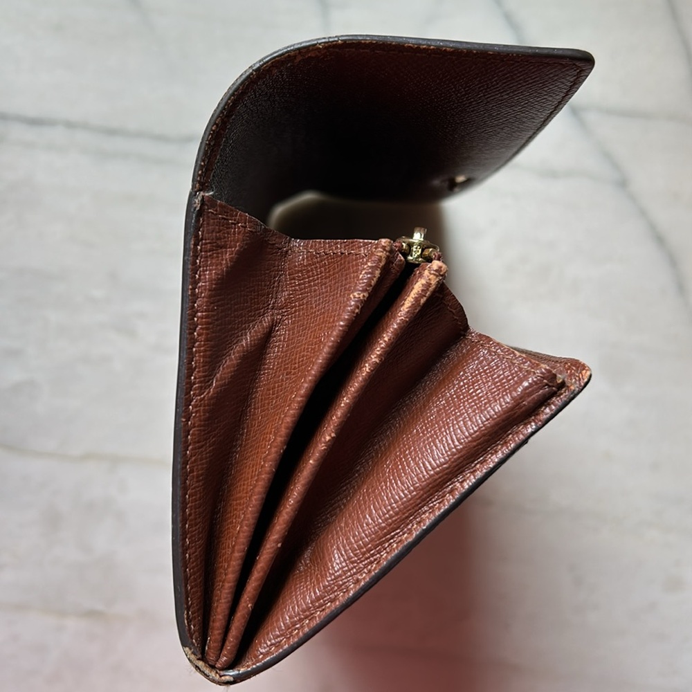 Louis Vuitton Monogram Long Wallet Pochette - Picture 9 of 10
